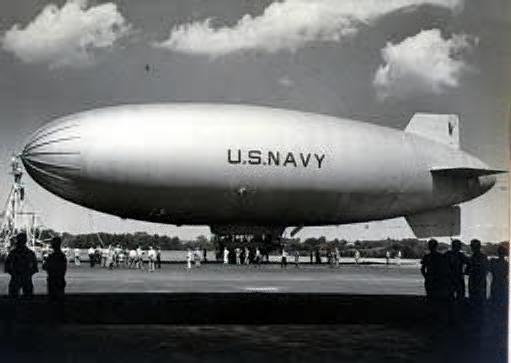 usnavyblimp.jpg (22296 bytes)