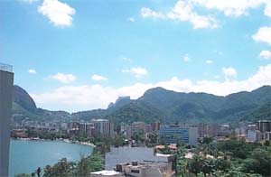 lagoa.jpg (13976 bytes)